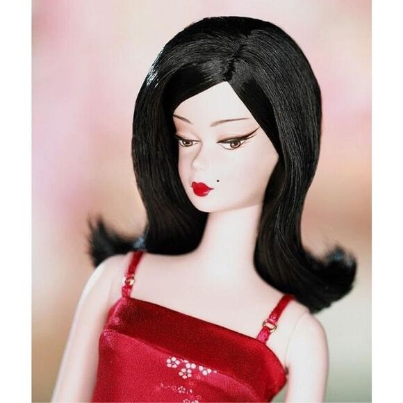 Barbie Fashion Model Collection 2004 Chinoiserie Red Sunset Barbie Doll - Gold L - Picture 12 of 12